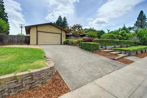 6824 Appomattox Way, Carmichael, CA 95608 photo 3