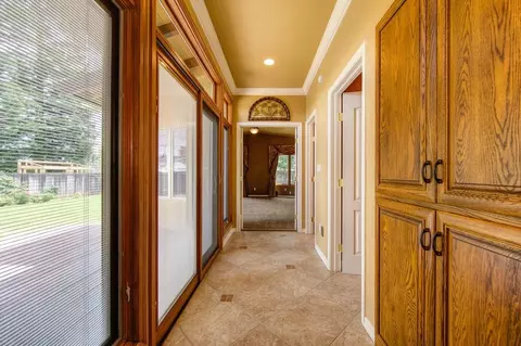 6824 Appomattox Way, Carmichael, CA 95608 photo 25