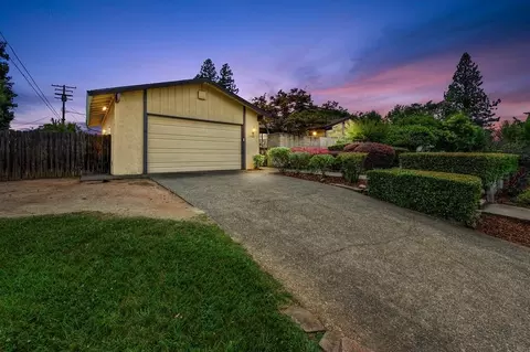 6824 Appomattox Way, Carmichael, CA 95608 photo 4