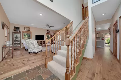 Entry Way - 17951 Carter Ln, Jackson, CA 95642 photo 2 of 7