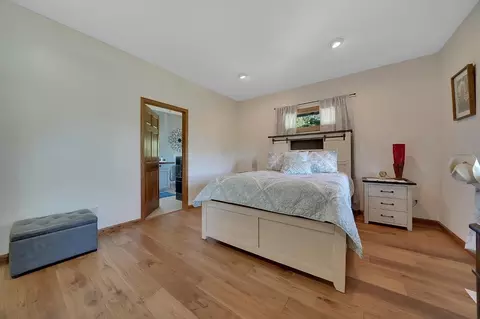 Bedroom - 17951 Carter Ln, Jackson, CA 95642 photo 2 of 12