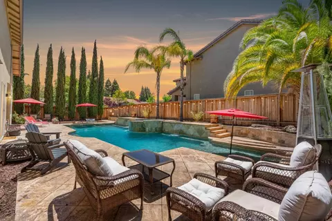 6783 Maple Creek Dr, Roseville, CA 95678
