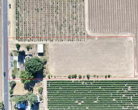 View/Area - 9582 E Harney Ln, Lodi, CA 95240 photo 2 of 2