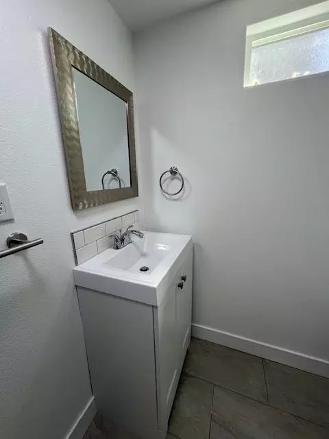 708 E Roseburg Ave, Modesto, CA 95350 photo 31