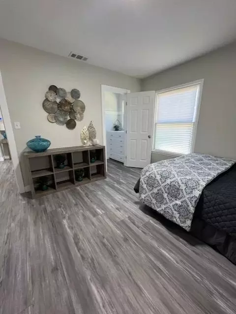 708 E Roseburg Ave, Modesto, CA 95350 photo 24