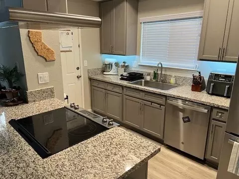 6101 Templeton Dr, Carmichael, CA 95608 photo 2