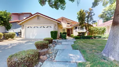2409 Southfork Ln, Modesto, CA 95355 photo 2