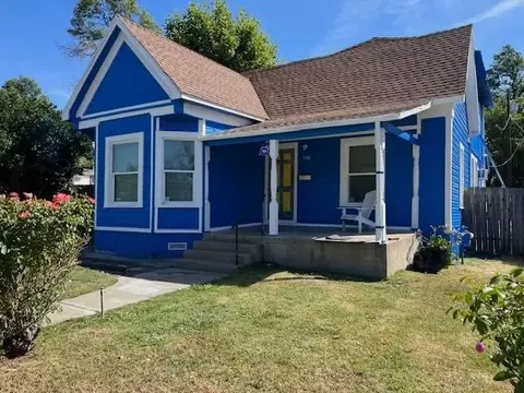 536 Johnson St, Red Bluff, CA 96080 photo 2