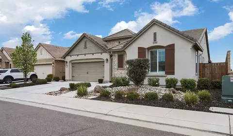 1738 Springfield St, Lodi, CA 95242 photo 2
