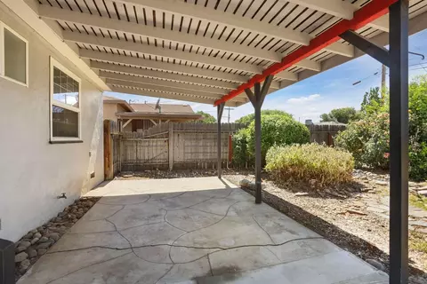 Exterior - 31 E Gibson St, Stockton, CA 95204 photo 13 of 13