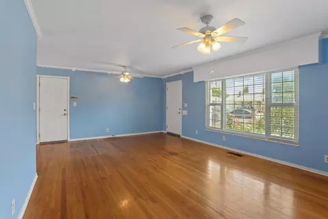 Living - 31 E Gibson St, Stockton, CA 95204 photo 4 of 4