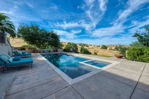Exterior - 9481 Perrett Rd, Patterson, CA 95363 photo 4 of 20