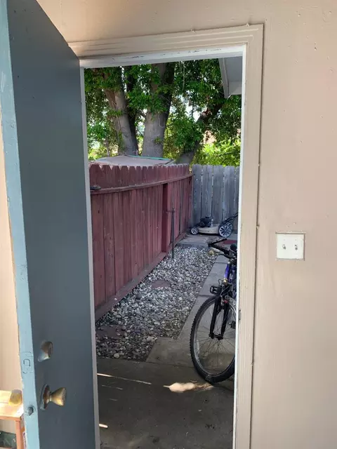 1003 E St, Oakdale, CA 95361 photo 17