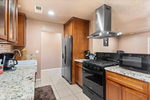 608 Church St, Modesto, CA 95357 photo 18
