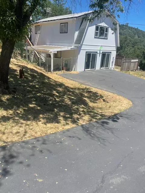 19378 Peyton Pl, Grass Valley, CA 95949 photo 2