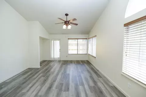 1908 Sunny Park Dr, Modesto, CA 95355 photo 4