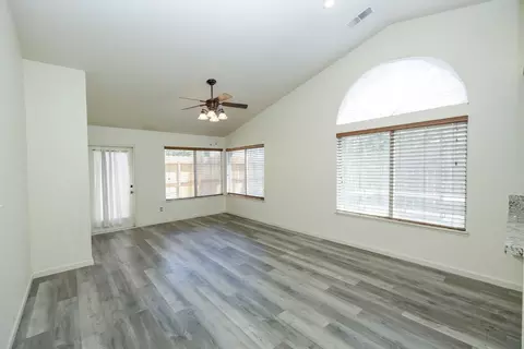 1908 Sunny Park Dr, Modesto, CA 95355 photo 5