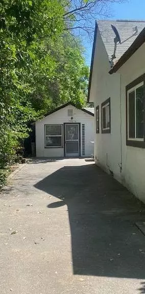 Exterior - 330 Vermont St, Gridley, CA 95948 photo 9 of 15