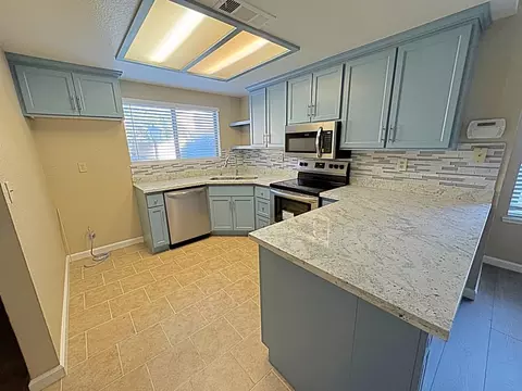 3002 Andre Ln, Turlock, CA 95382 photo 6