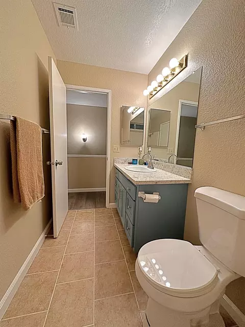 3002 Andre Ln, Turlock, CA 95382 photo 19