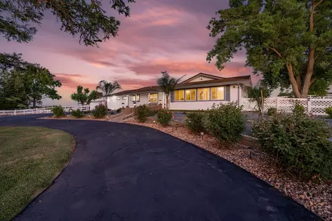 11920 Sheldon Lake Dr, Elk Grove, CA 95624