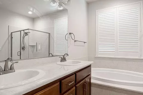 2557 Bloom Ct, Modesto, CA 95355 photo 23