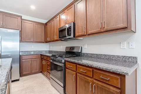 2557 Bloom Ct, Modesto, CA 95355 photo 10
