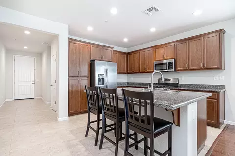 2557 Bloom Ct, Modesto, CA 95355 photo 9