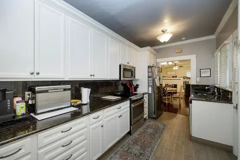 Kitchen - 1436 E Canal Dr, Turlock, CA 95380 photo 2 of 7