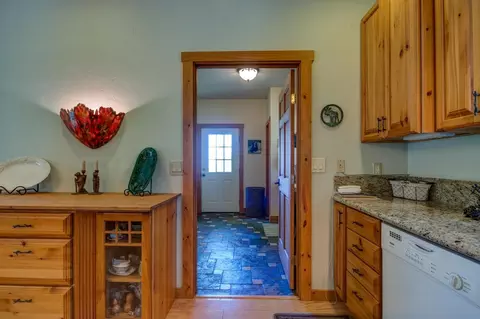 Entry Way - 22400 Clute Canyon Rd, Volcano, CA 95689 photo 4 of 6