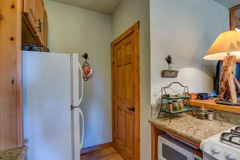 Kitchen - 22400 Clute Canyon Rd, Volcano, CA 95689 photo 5 of 7