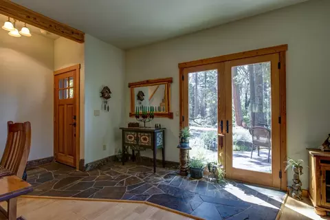 Entry Way - 22400 Clute Canyon Rd, Volcano, CA 95689 photo 3 of 6