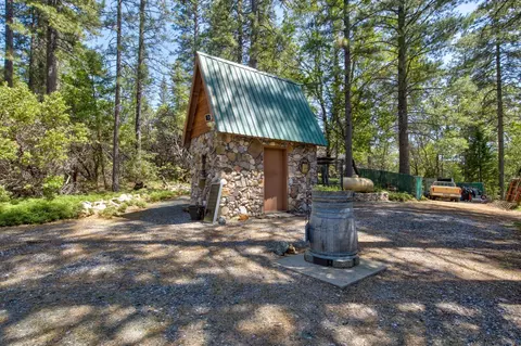 Exterior - 22400 Clute Canyon Rd, Volcano, CA 95689 photo 19 of 34