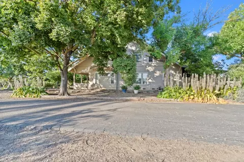 Exterior - 1754 E Las Palmas Ave, Patterson, CA 95363 photo 15 of 23