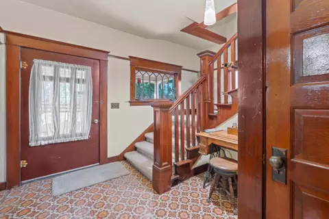 Entry Way - 1754 E Las Palmas Ave, Patterson, CA 95363 photo 1 of 6