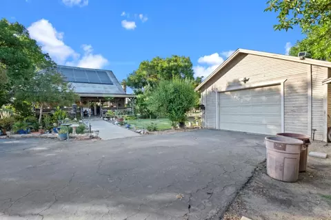 Exterior - 1754 E Las Palmas Ave, Patterson, CA 95363 photo 12 of 23