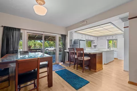 Dining - 1754 E Las Palmas Ave, Patterson, CA 95363 photo 4 of 5