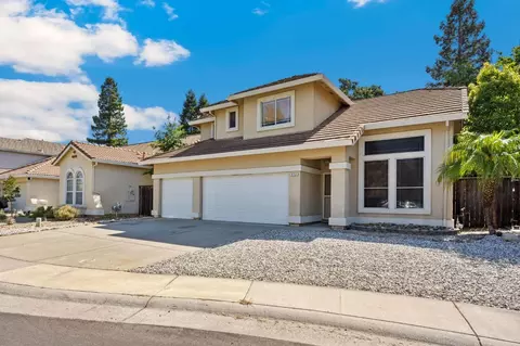 8755 White Peacock Way, Elk Grove, CA 95624