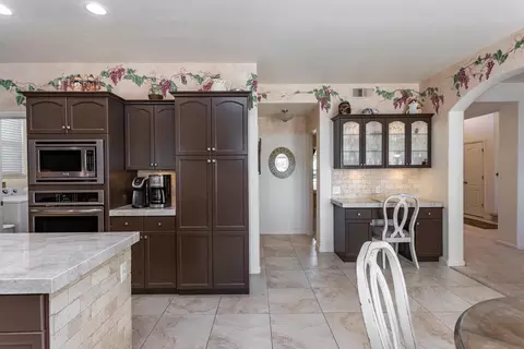 Kitchen - 4600 Via Verde, Modesto, CA 95357 photo 5 of 5