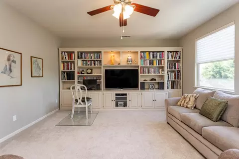 Living - 4600 Via Verde, Modesto, CA 95357 photo 4 of 4