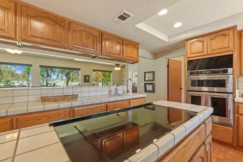2368 E Forest Lake Rd, Acampo, CA 95220 photo 11
