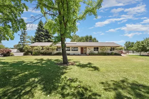 2368 E Forest Lake Rd, Acampo, CA 95220 photo 4