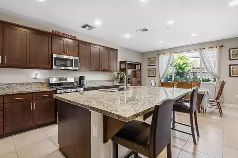 1205 Mariners Dr, Lathrop, CA 95330 photo 16