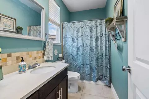 1205 Mariners Dr, Lathrop, CA 95330 photo 9