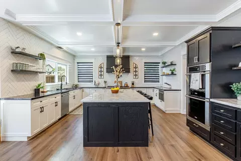 Kitchen - 1500 Classic Ct, Modesto, CA 95357 photo 3 of 6