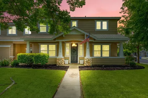 Exterior - 1500 Classic Ct, Modesto, CA 95357 photo 4 of 14