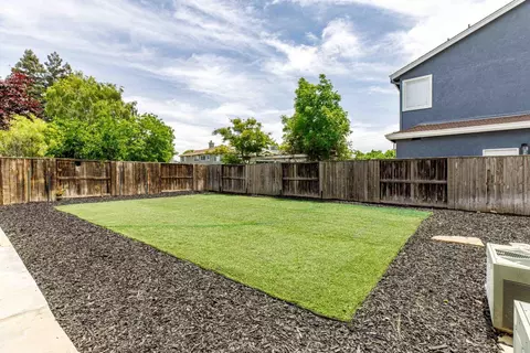 Exterior - 1500 Classic Ct, Modesto, CA 95357 photo 12 of 14