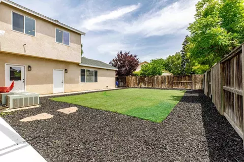 Exterior - 1500 Classic Ct, Modesto, CA 95357 photo 10 of 14