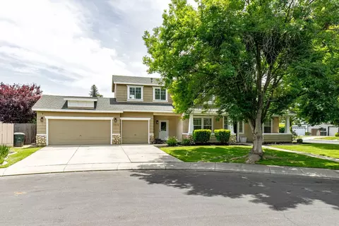 Exterior - 1500 Classic Ct, Modesto, CA 95357 photo 3 of 14