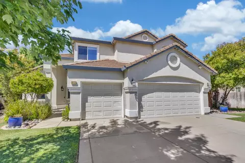 Exterior - 8436 Arrowroot Cir, Antelope, CA 95843 photo 4 of 25